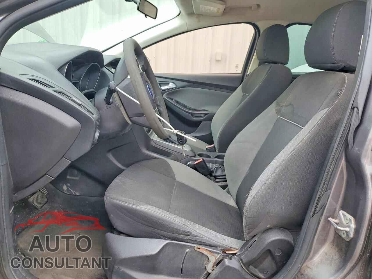 FORD FOCUS 2013 - 1FADP3F26DL220504