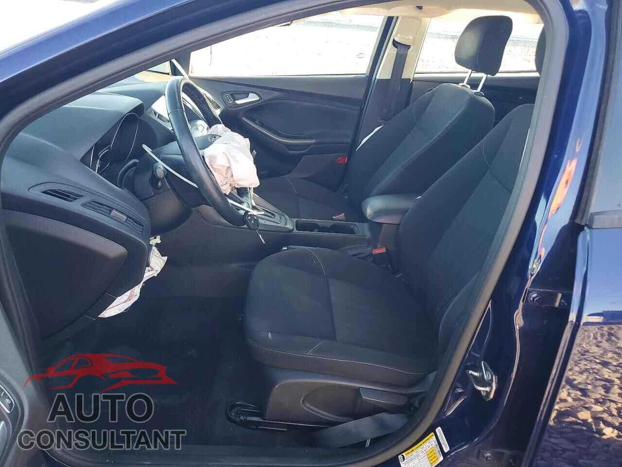 FORD FOCUS 2017 - 1FADP3M21HL319059