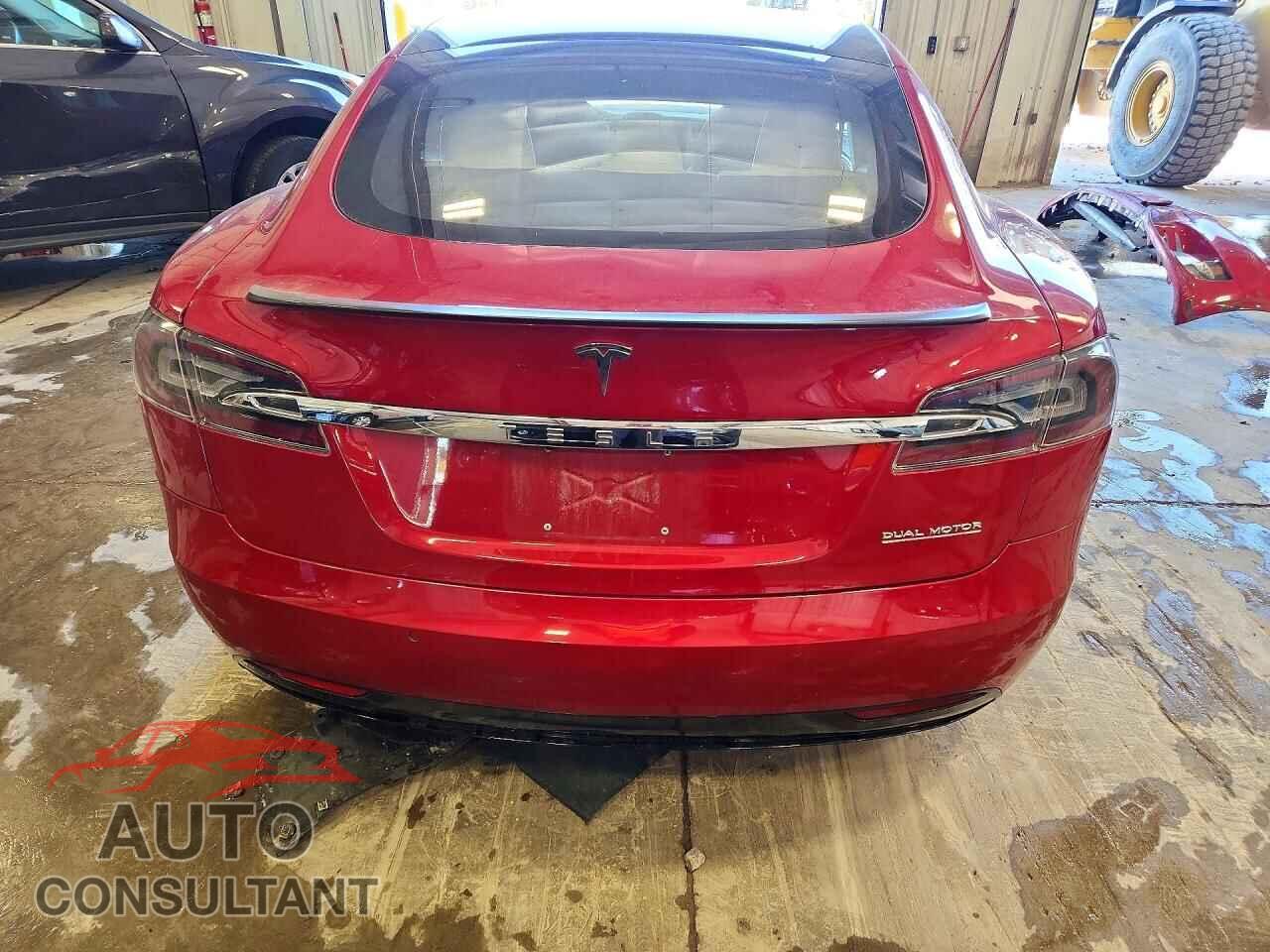 TESLA MODEL S 2020 - 5YJSA1E4XLF400659