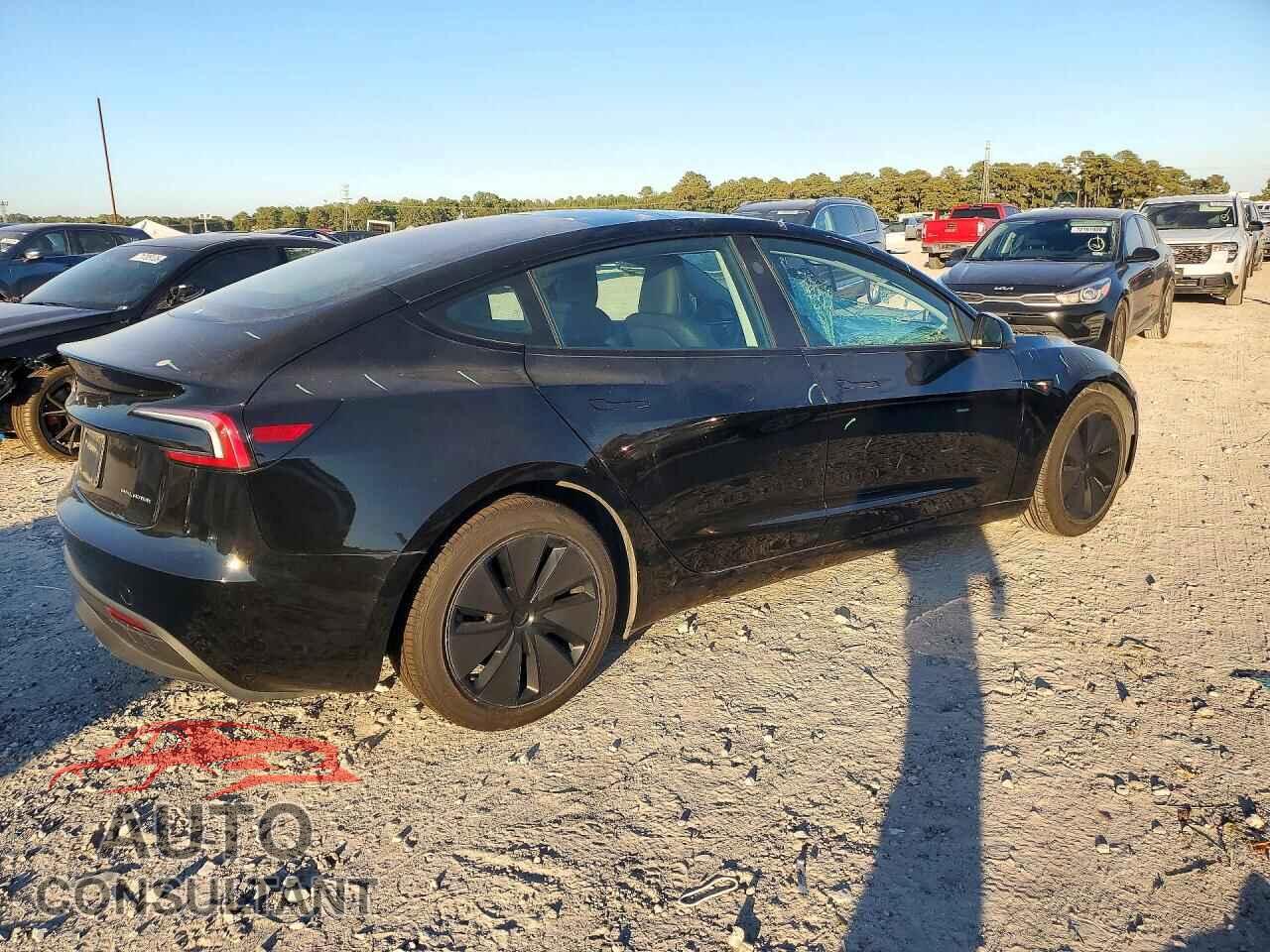 TESLA MODEL 3 2024 - 5YJ3E1EB2RF793010