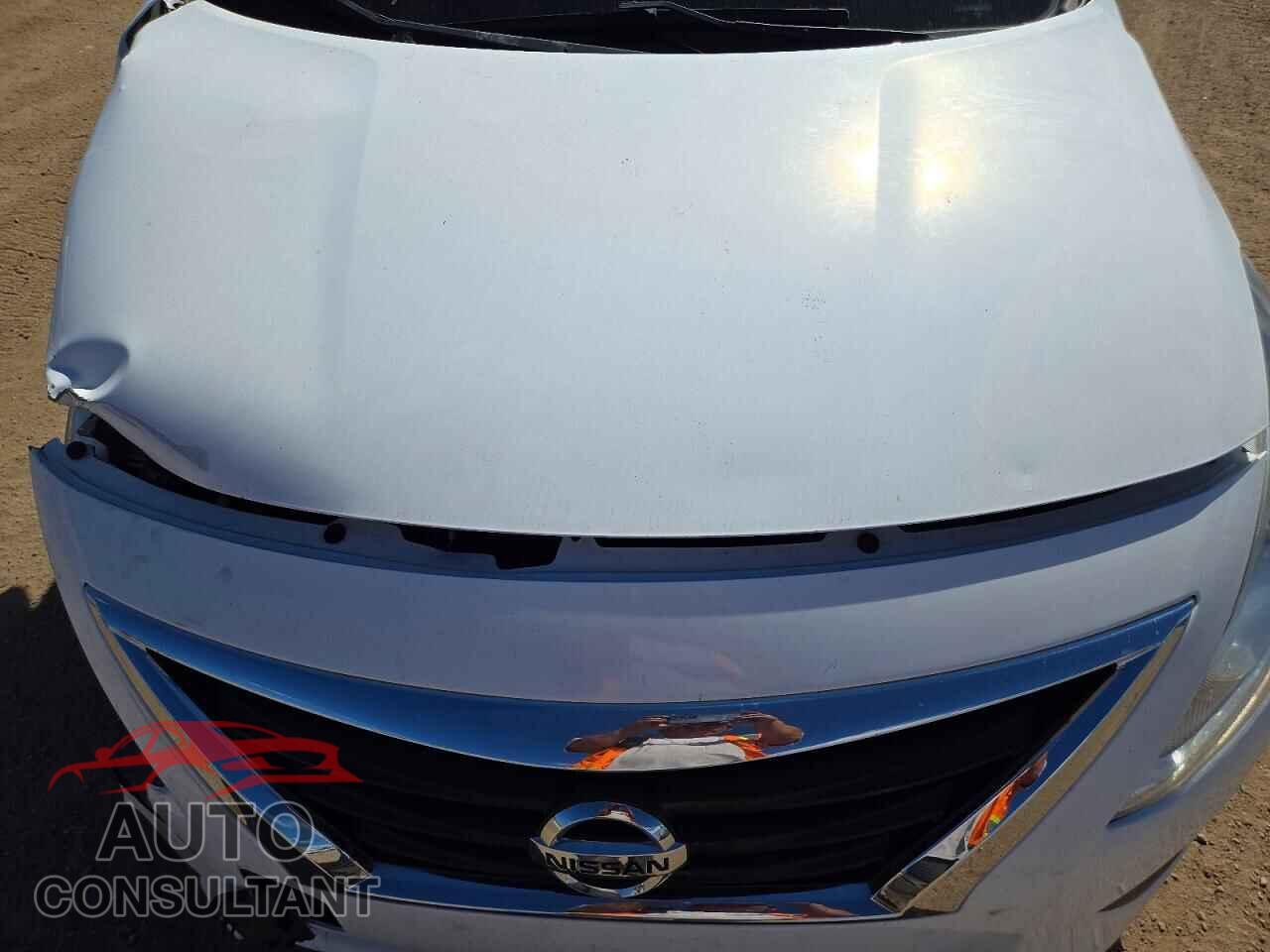 NISSAN VERSA 2017 - 3N1CN7AP3HL857028