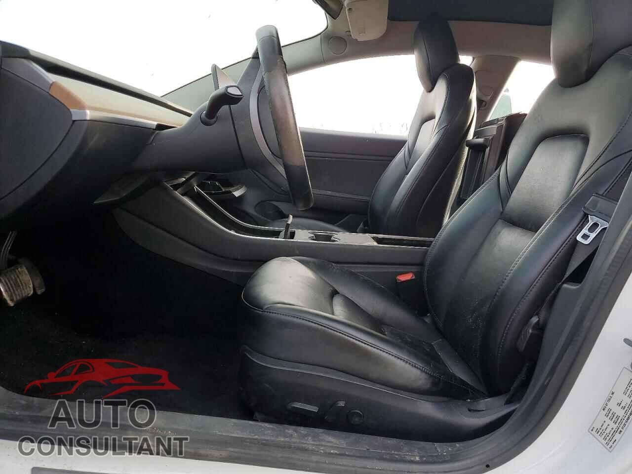 TESLA MODEL 3 2019 - 5YJ3E1EA0KF482527