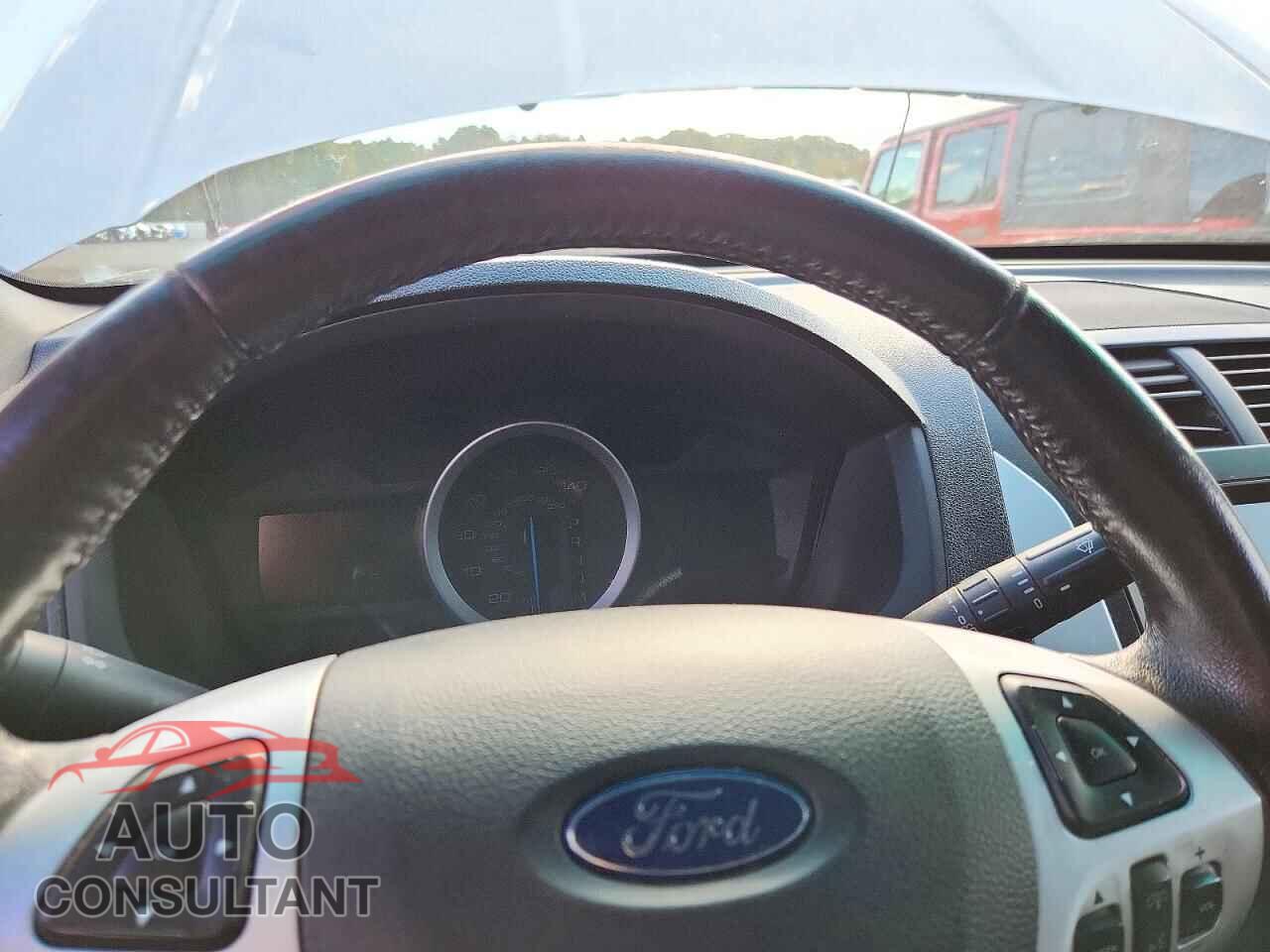 FORD EXPLORER 2015 - 1FM5K8D88FGA00256