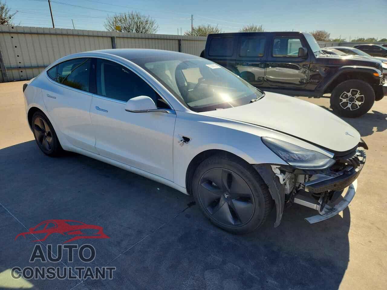TESLA MODEL 3 2019 - 5YJ3E1EA0KF484746