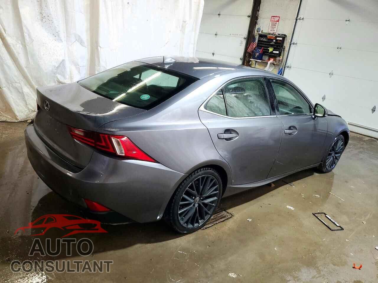 LEXUS IS 2014 - JTHCF1D26E5004589