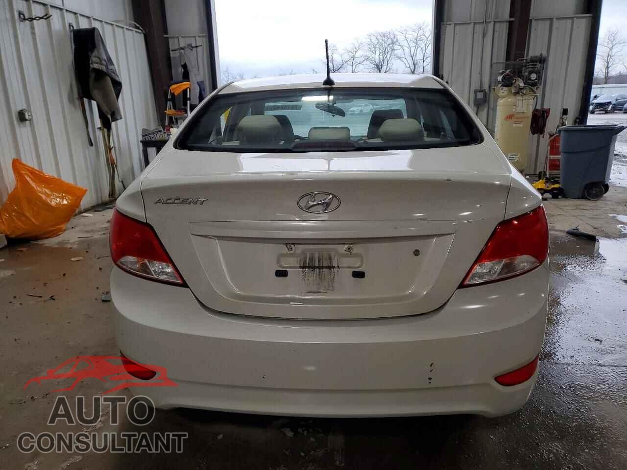 HYUNDAI ACCENT 2016 - KMHCT4AE3GU122842