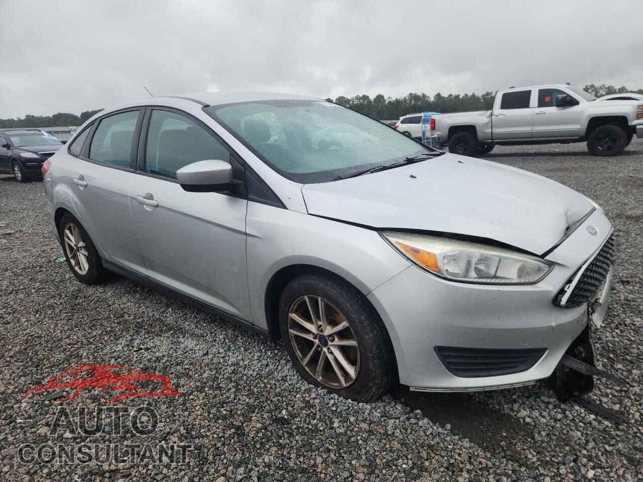 FORD FOCUS 2018 - 1FADP3F2XJL324439