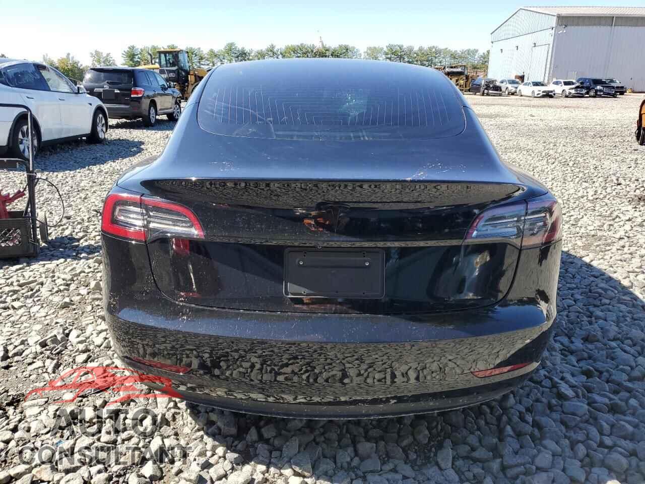 TESLA MODEL 3 2019 - 5YJ3E1EA6KF402664