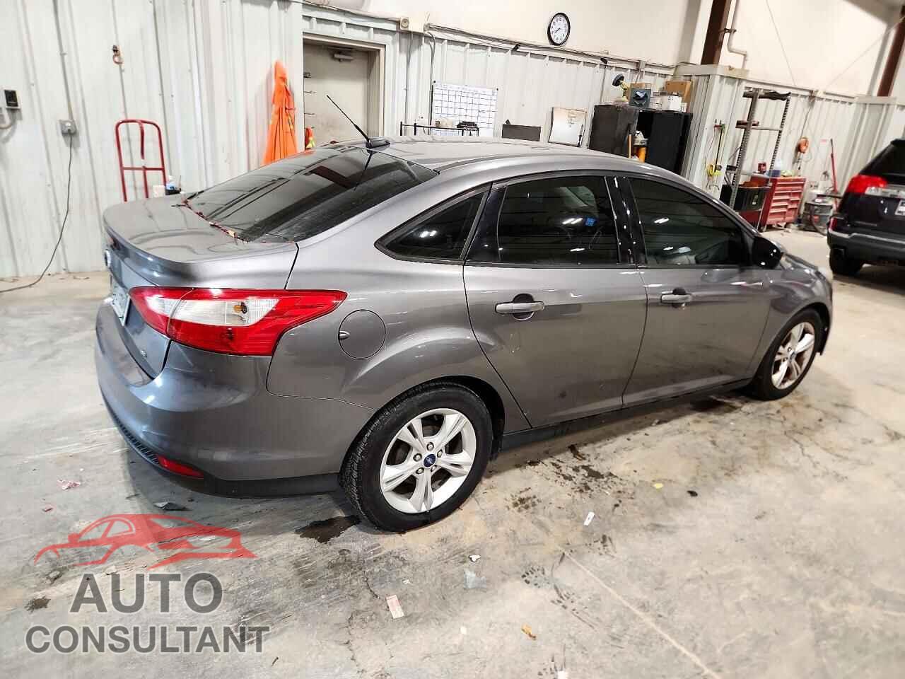 FORD FOCUS 2014 - 1FADP3F26EL219595