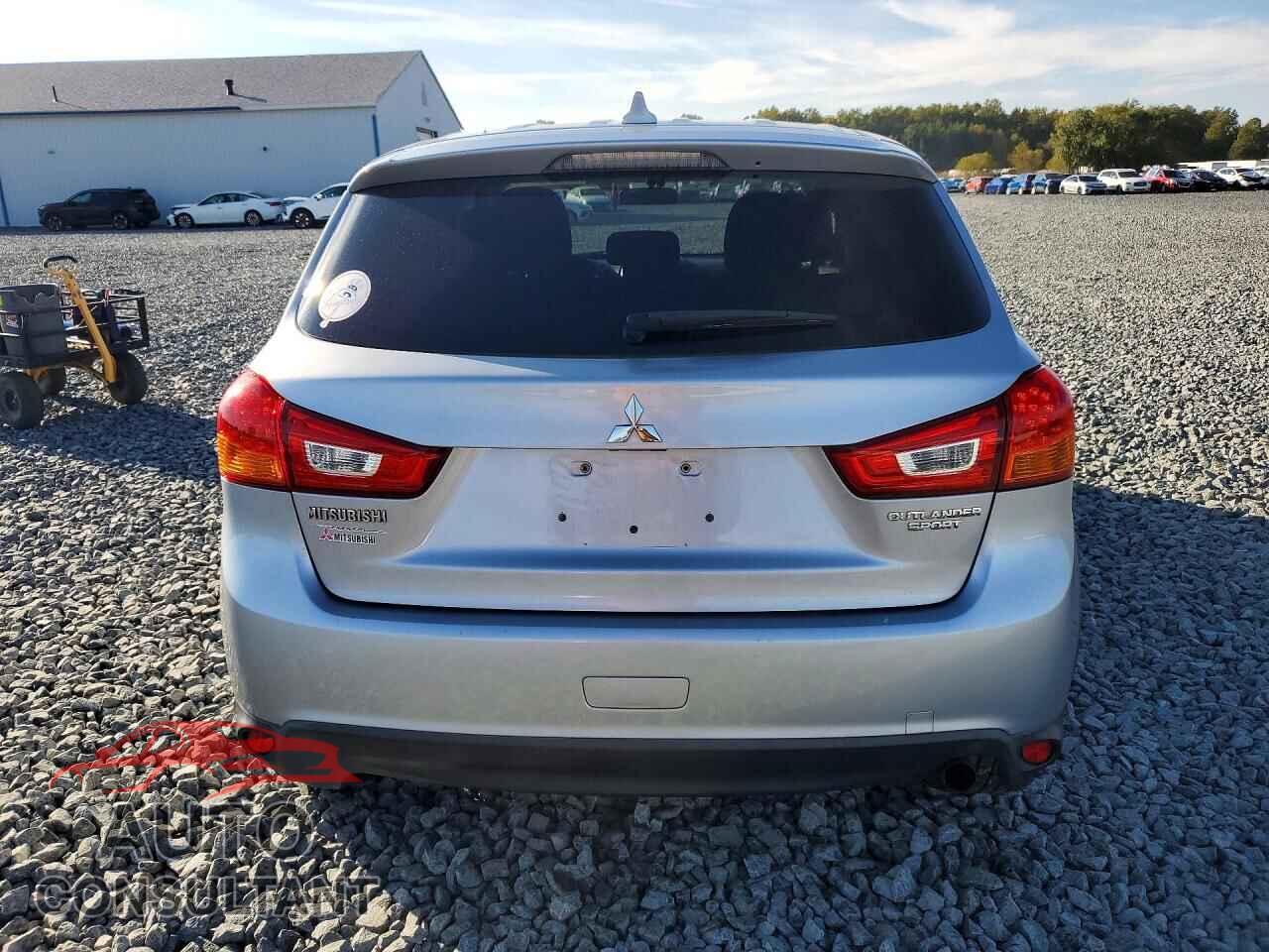 MITSUBISHI OUTLANDER 2017 - JA4AR3AUXHZ016351