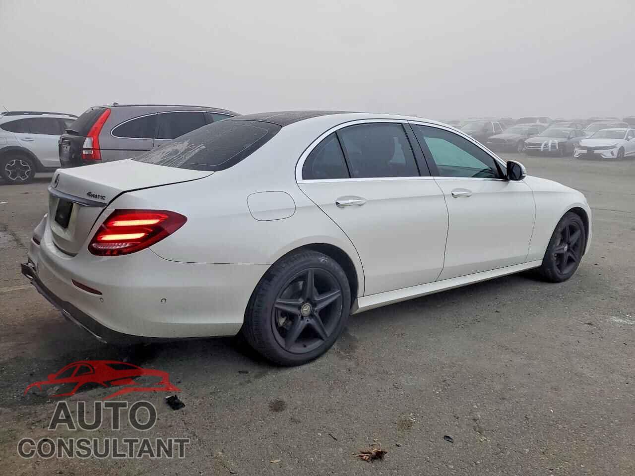 MERCEDES-BENZ E-CLASS 2017 - WDDZF4KB1HA047285