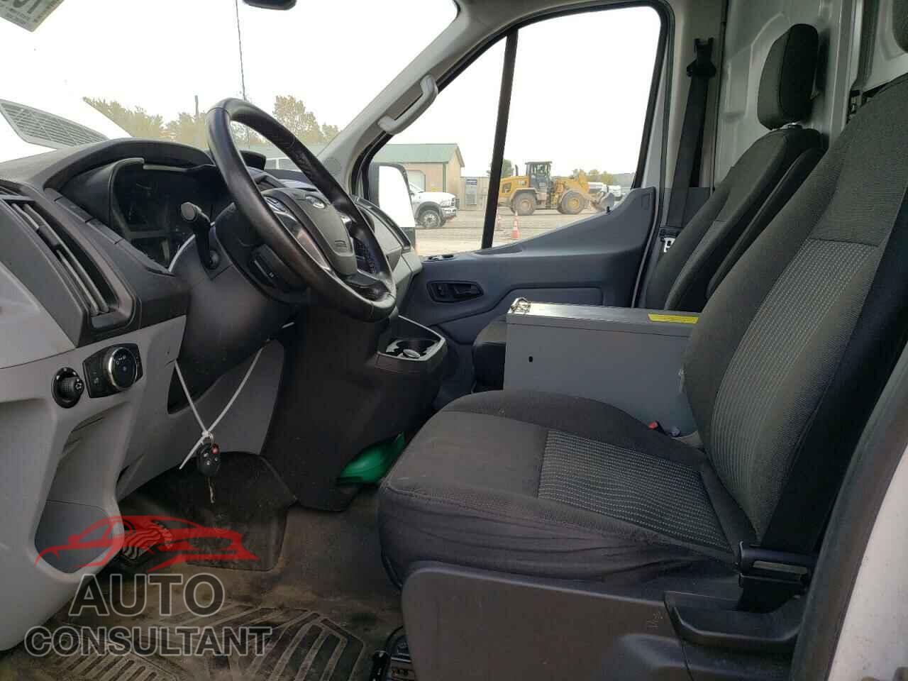 FORD TRANSIT 2017 - 1FTYR2CM7HKB32997