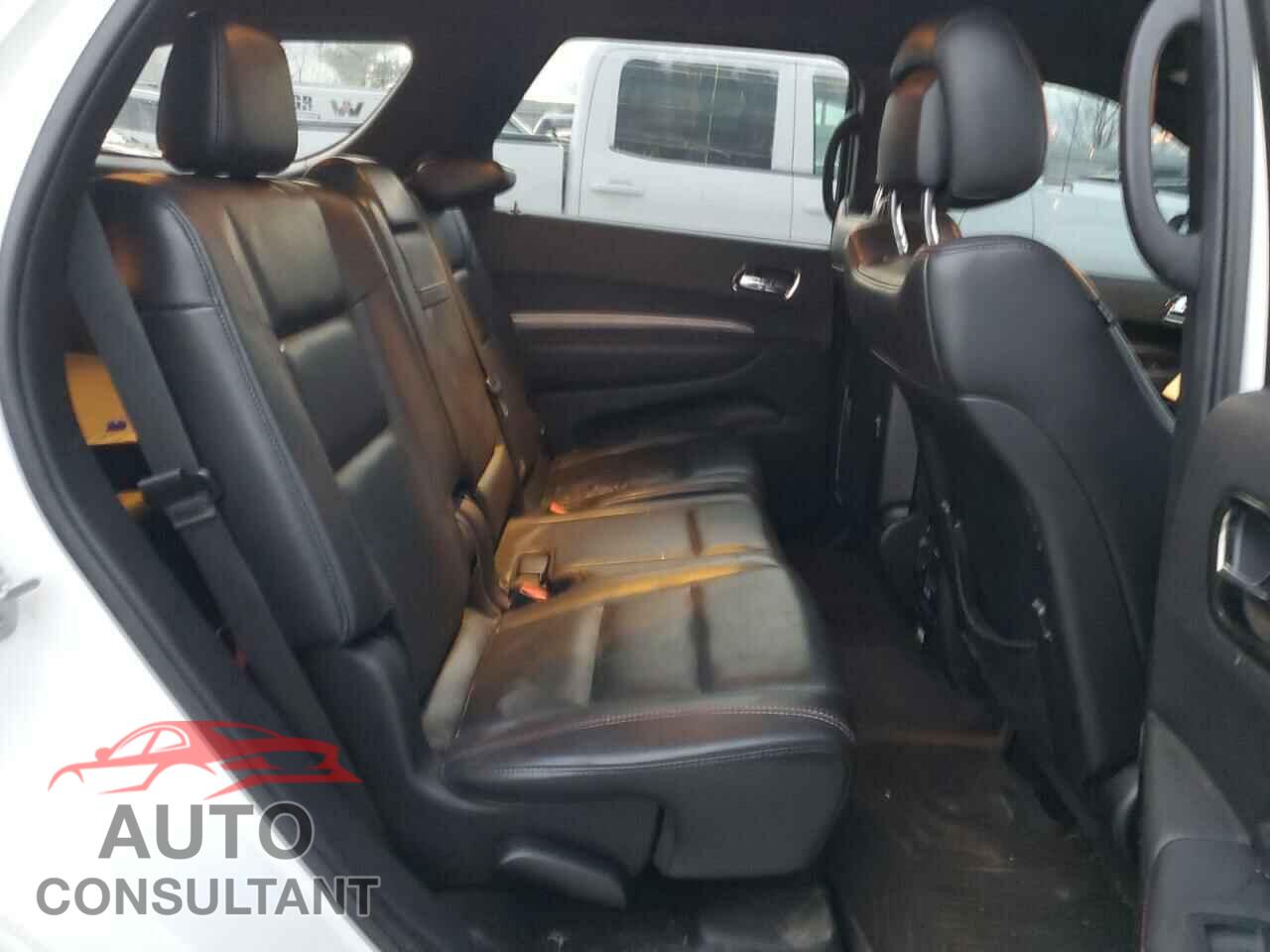 DODGE DURANGO 2018 - 1C4SDJCT7JC323809