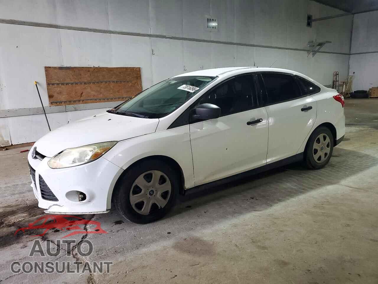 FORD FOCUS 2012 - 1FAHP3E28CL303773