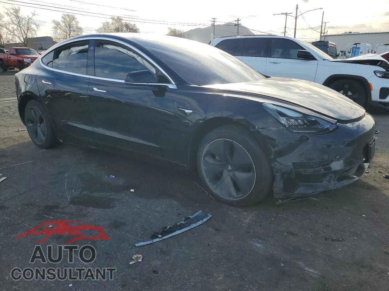 TESLA MODEL 3 2019 - 5YJ3E1EA7KF399063