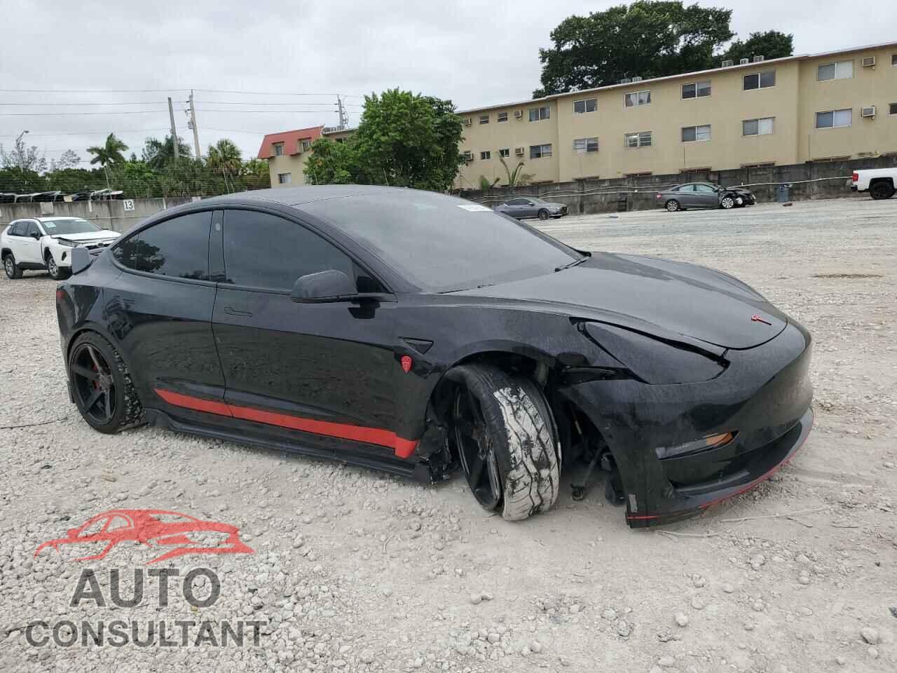 TESLA MODEL 3 2021 - 5YJ3E1EB1MF044157