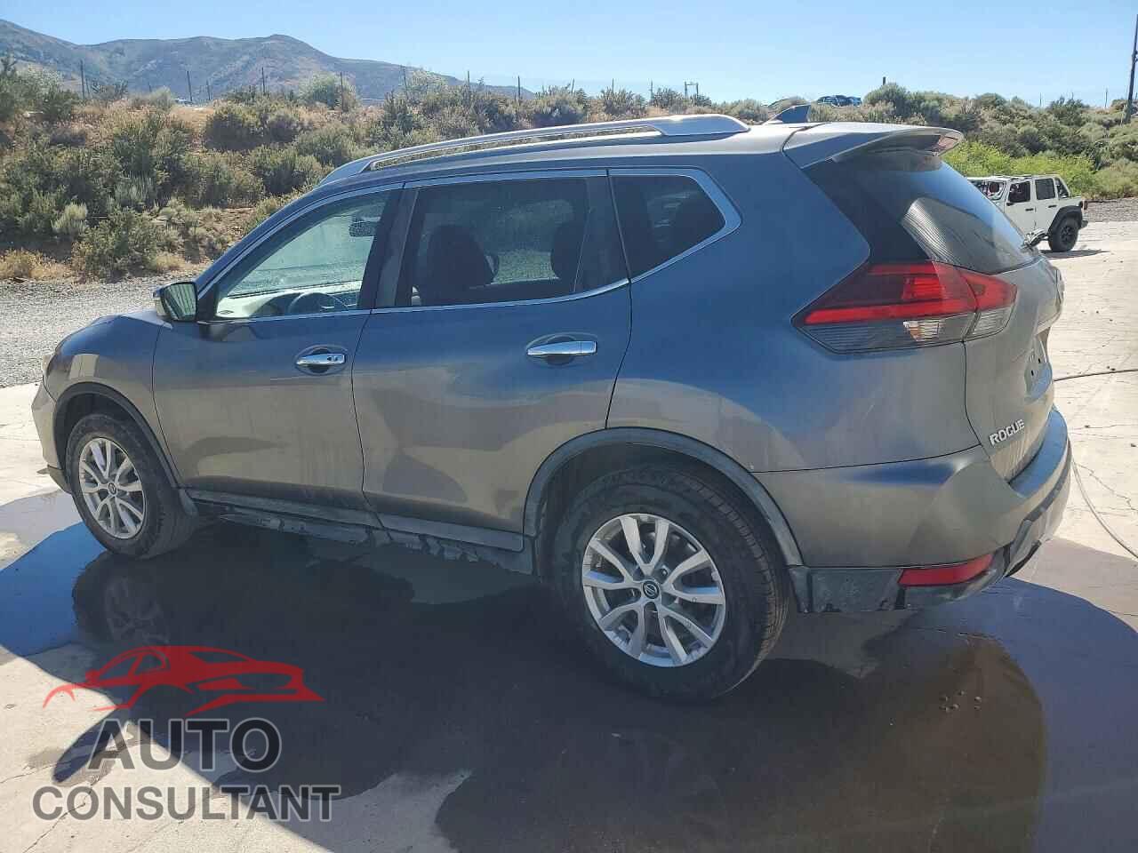 NISSAN ROGUE 2017 - KNMAT2MV8HP541961