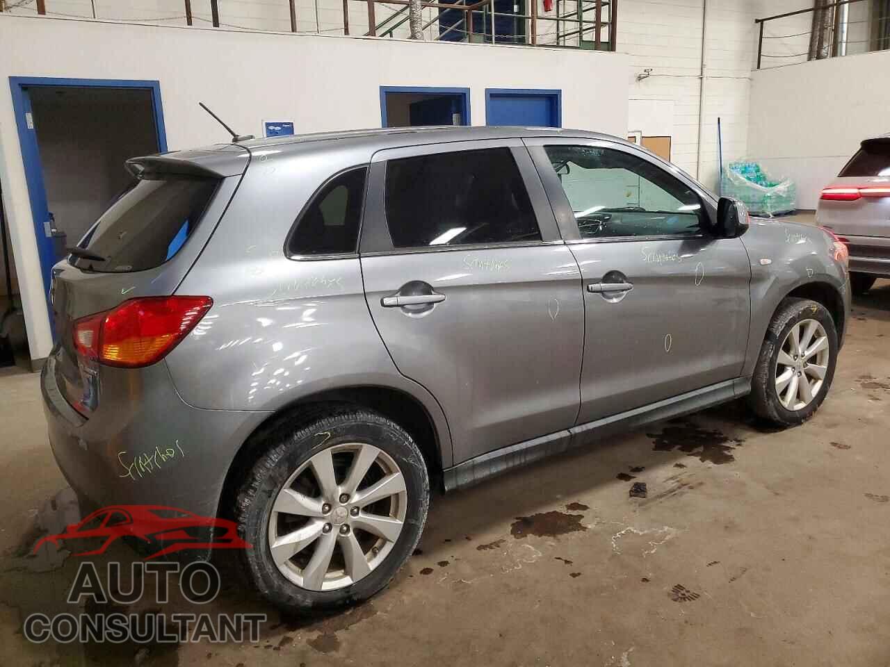 MITSUBISHI OUTLANDER 2015 - 4A4AR4AUXFE004189