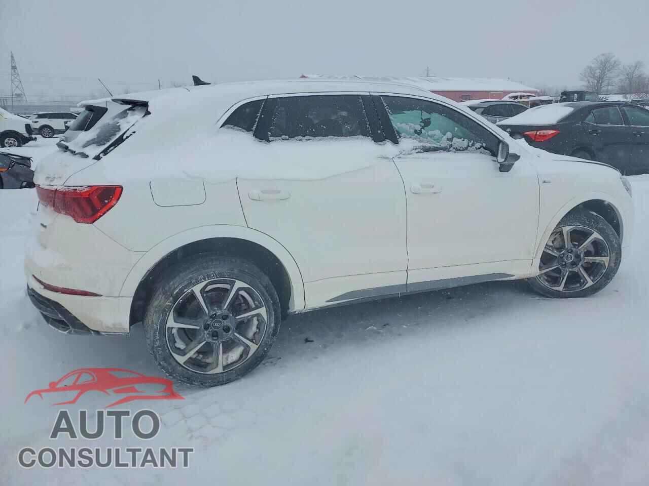 AUDI Q3 2021 - WA1EECF37M1084225