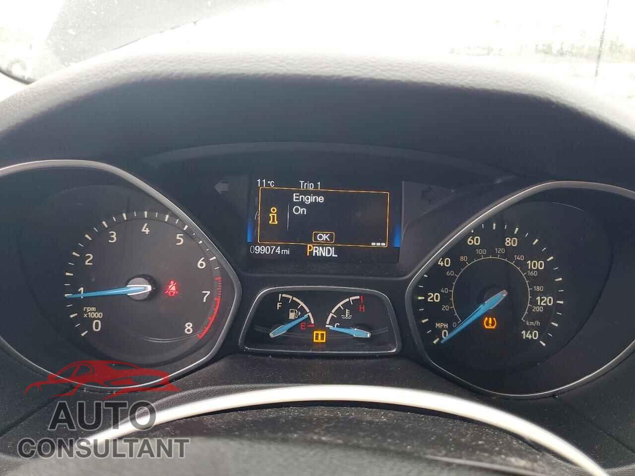 FORD FOCUS 2017 - 1FADP3K26HL330240