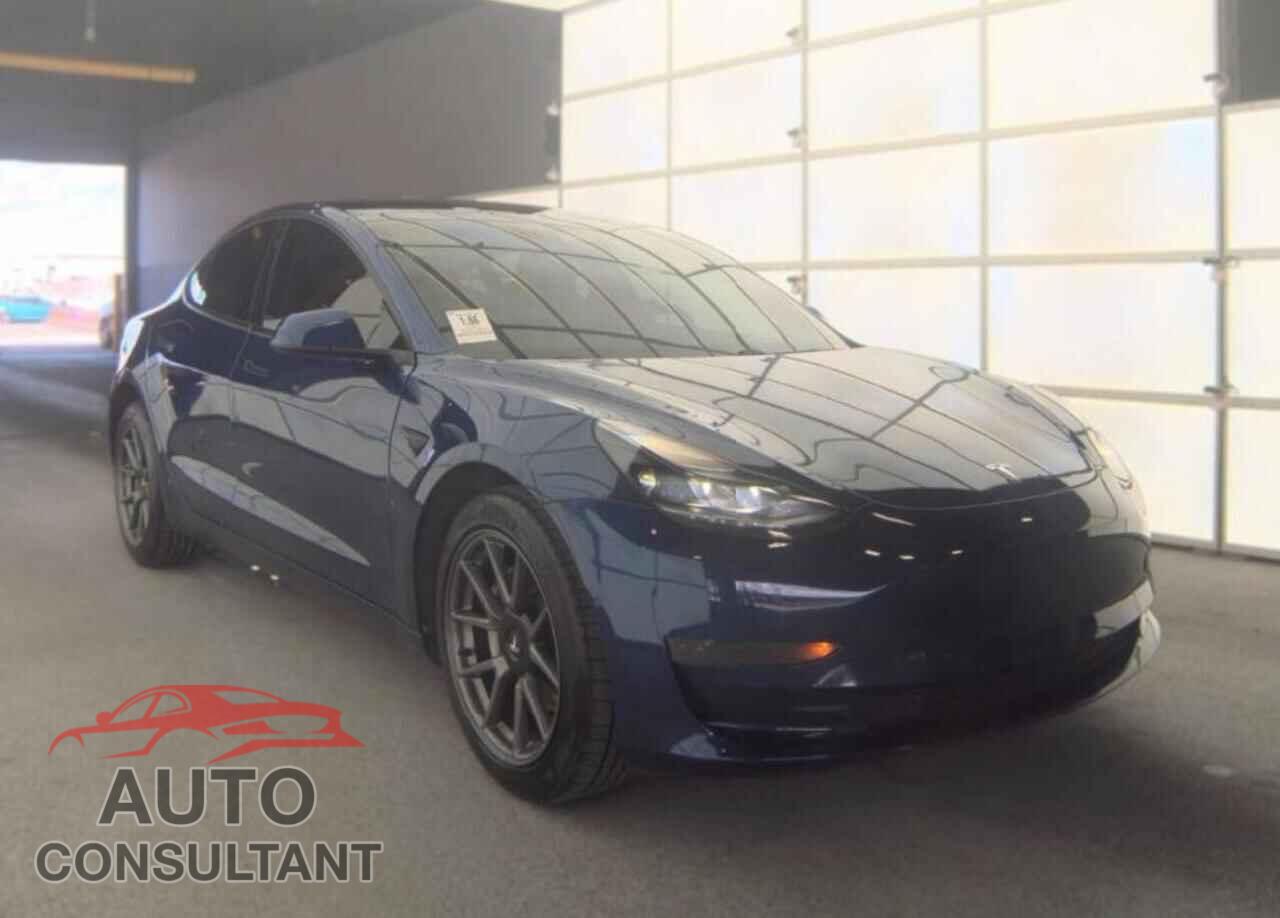 TESLA MODEL 3 2021 - 5YJ3E1EA9MF090469