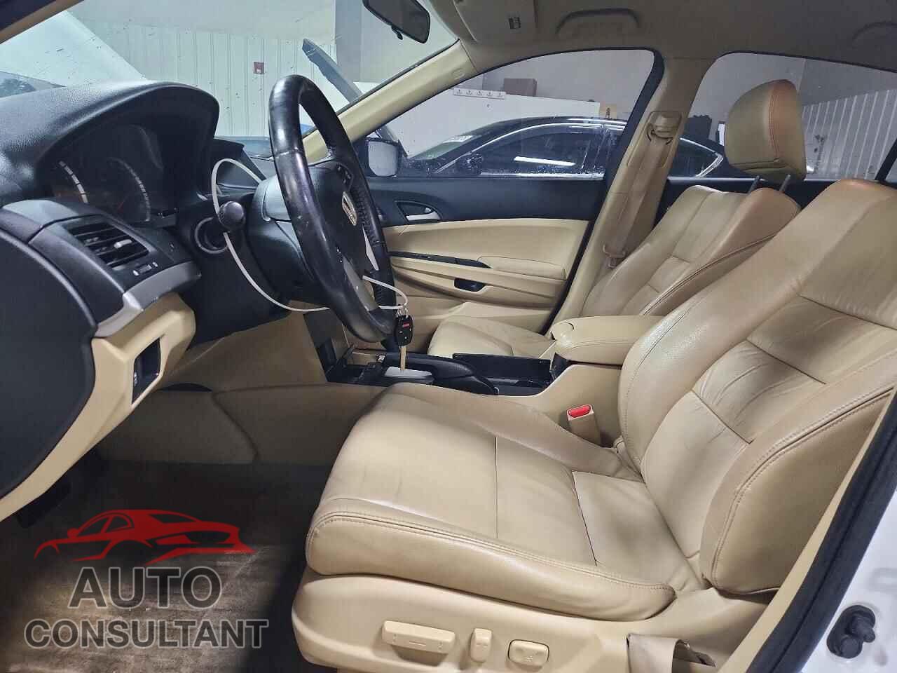 HONDA ACCORD 2011 - 1HGCP2F61BA107251