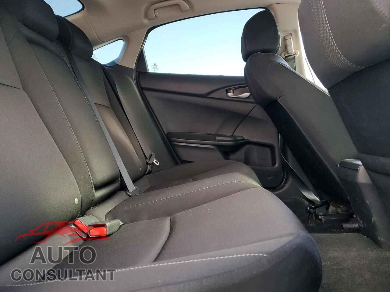 HONDA CIVIC 2018 - 2HGFC2F71JH525911