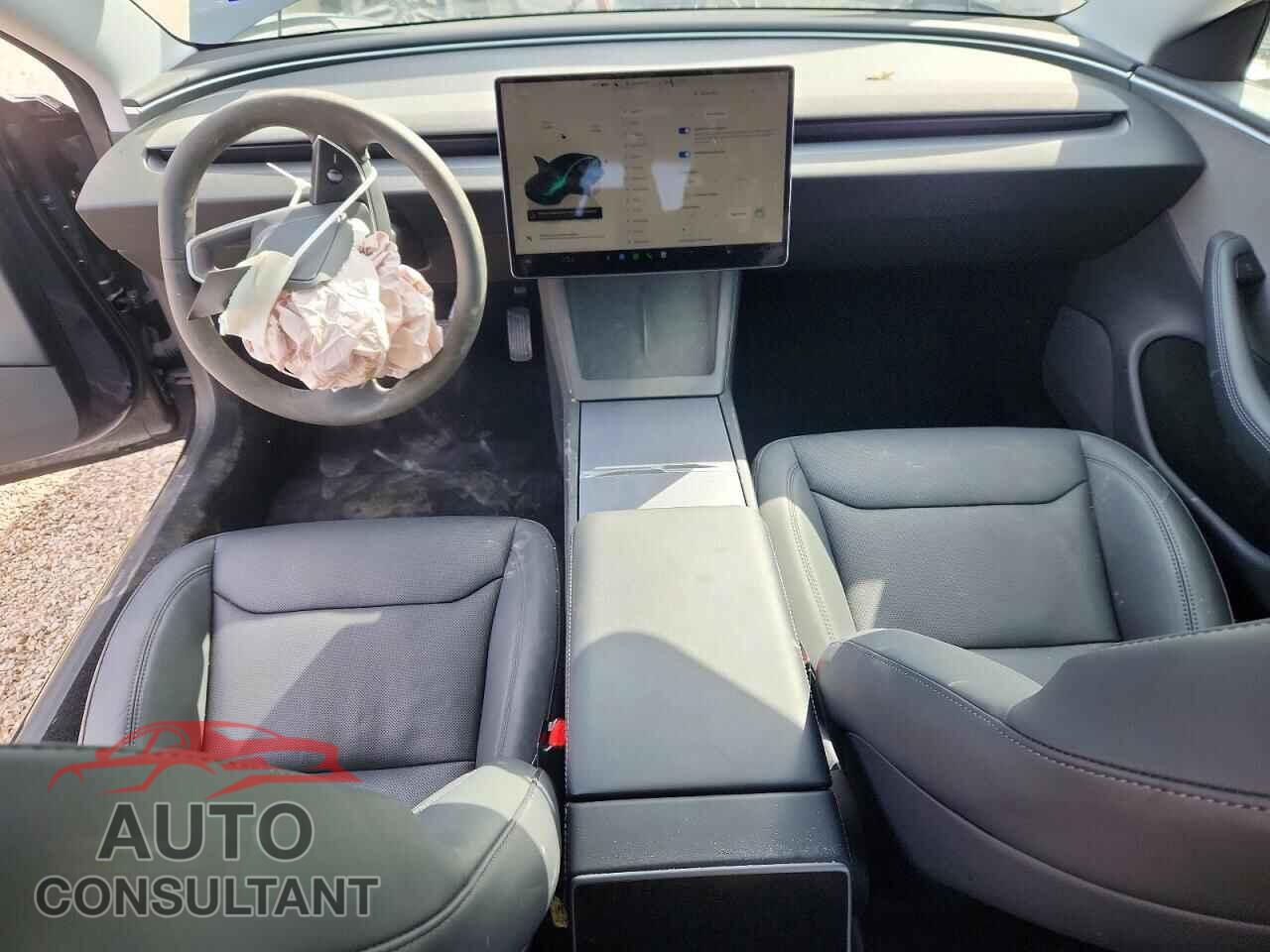 TESLA MODEL 3 2024 - 5YJ3E1EA9RF859575