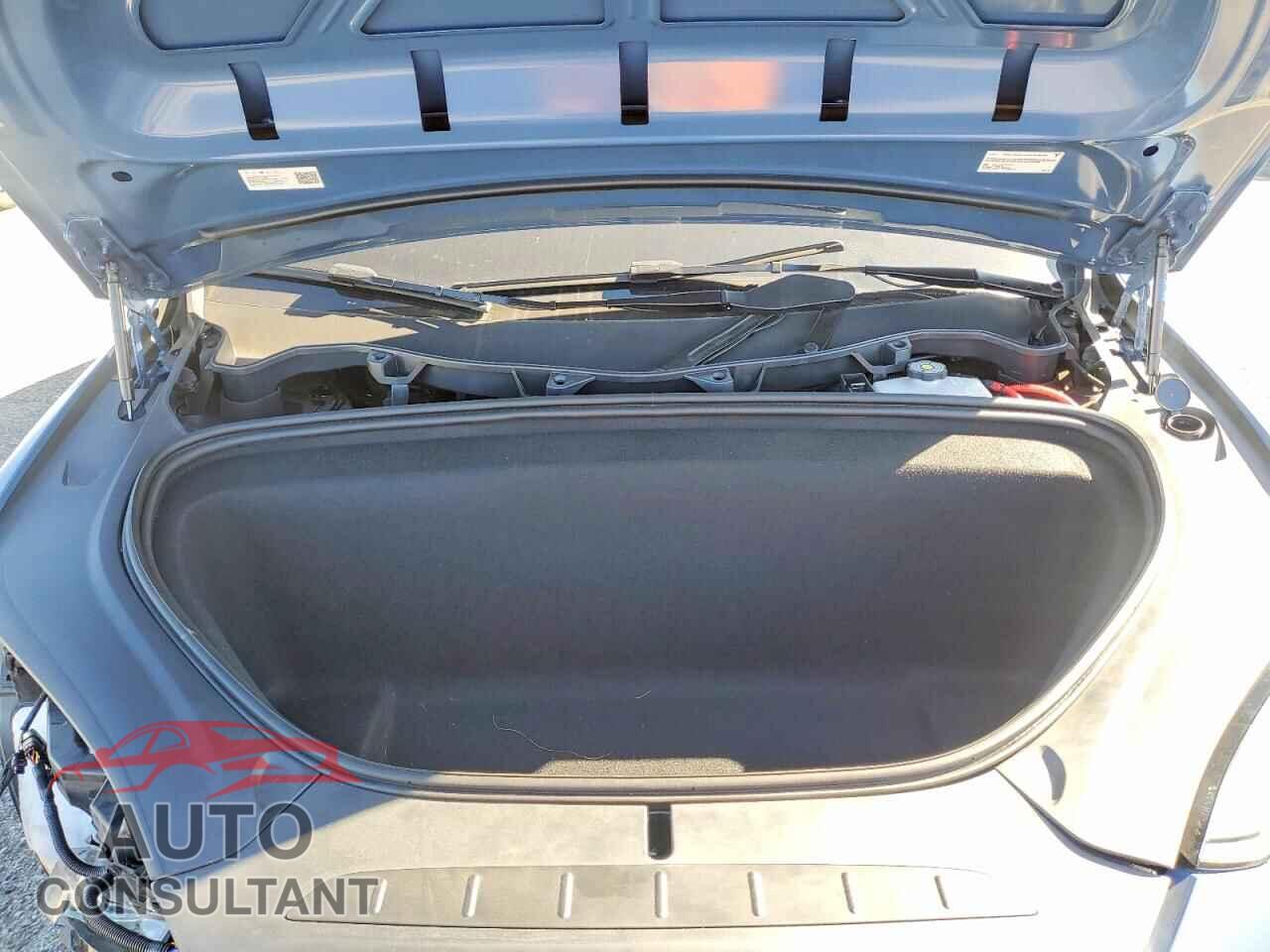 TESLA MODEL X 2026 - 7SAXCAE50TF473101