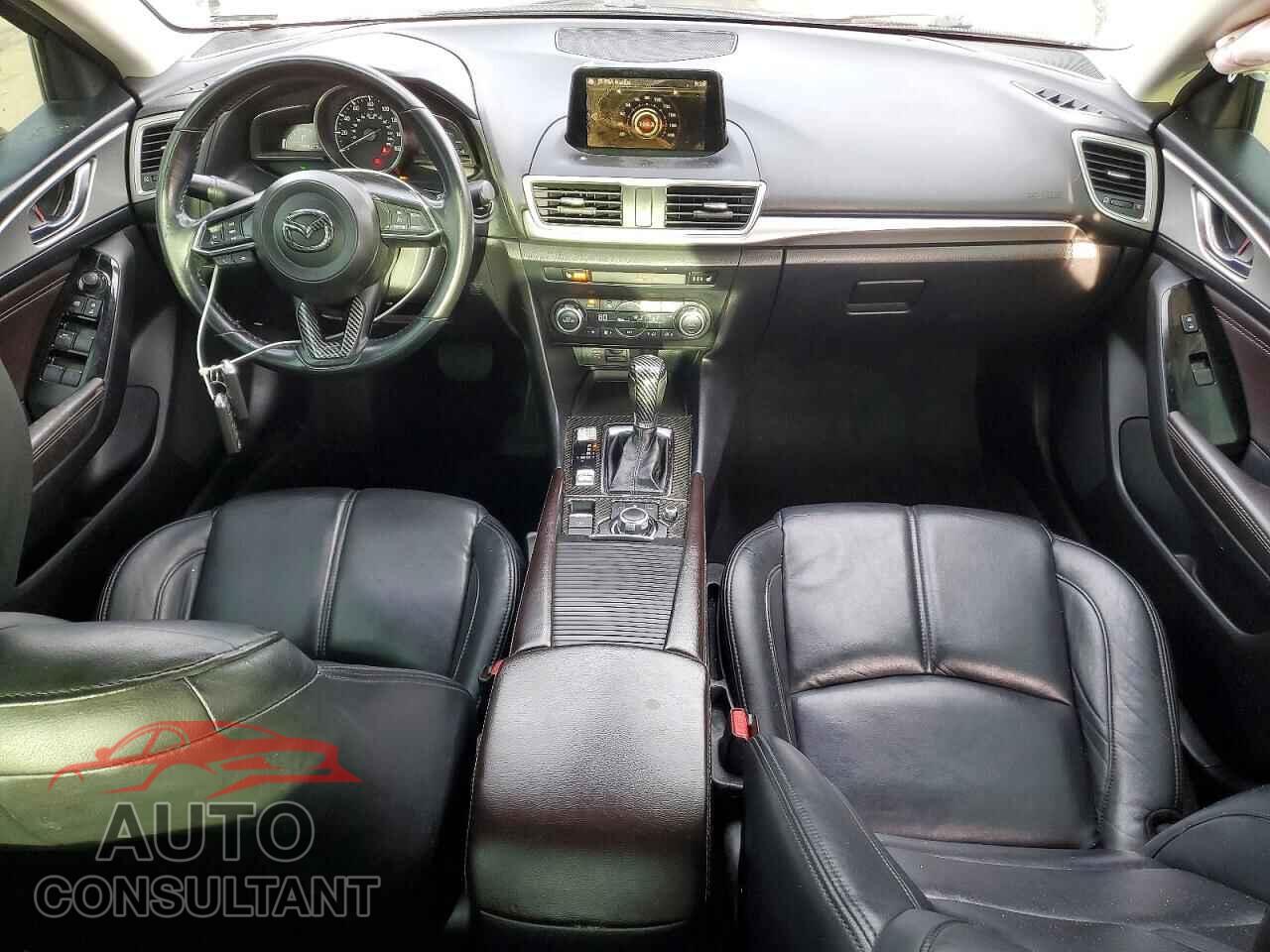 MAZDA 3 2017 - 3MZBN1V79HM120312
