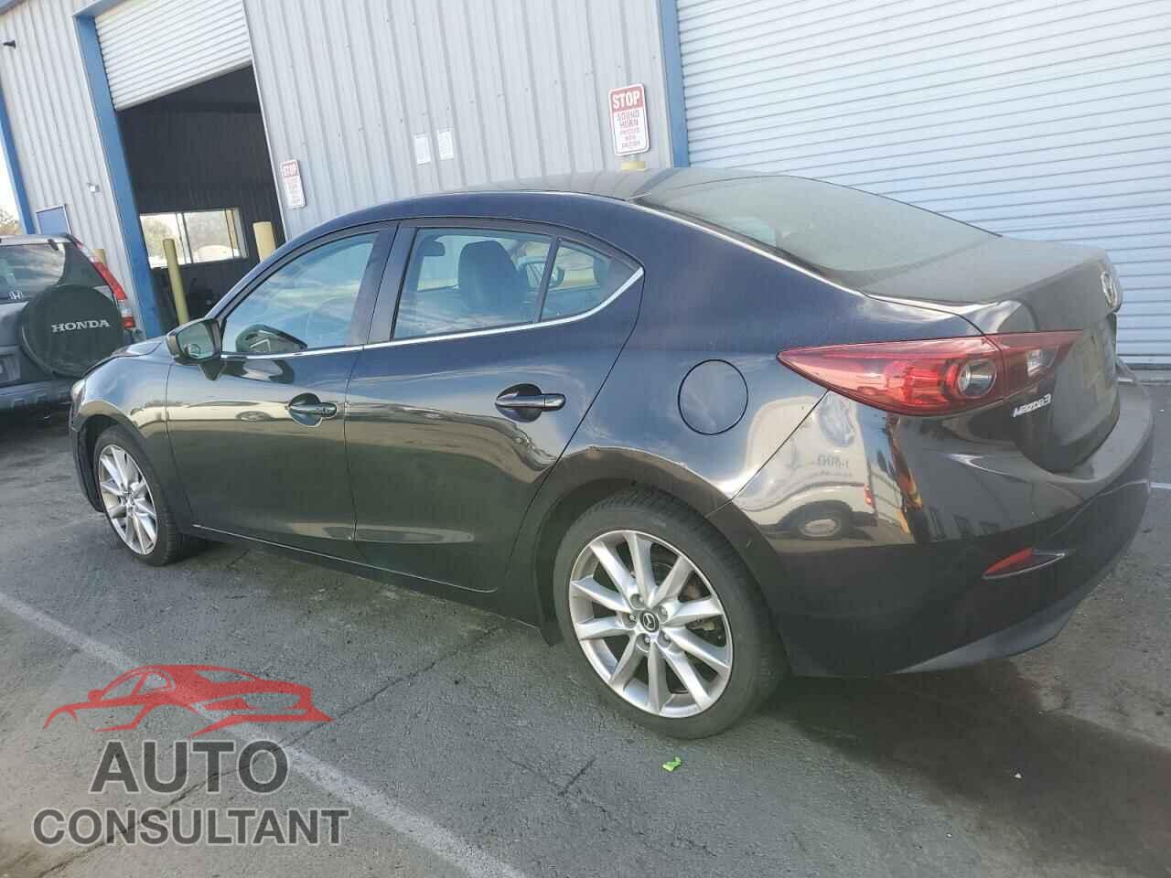 MAZDA 3 2017 - 3MZBN1V70HM111935