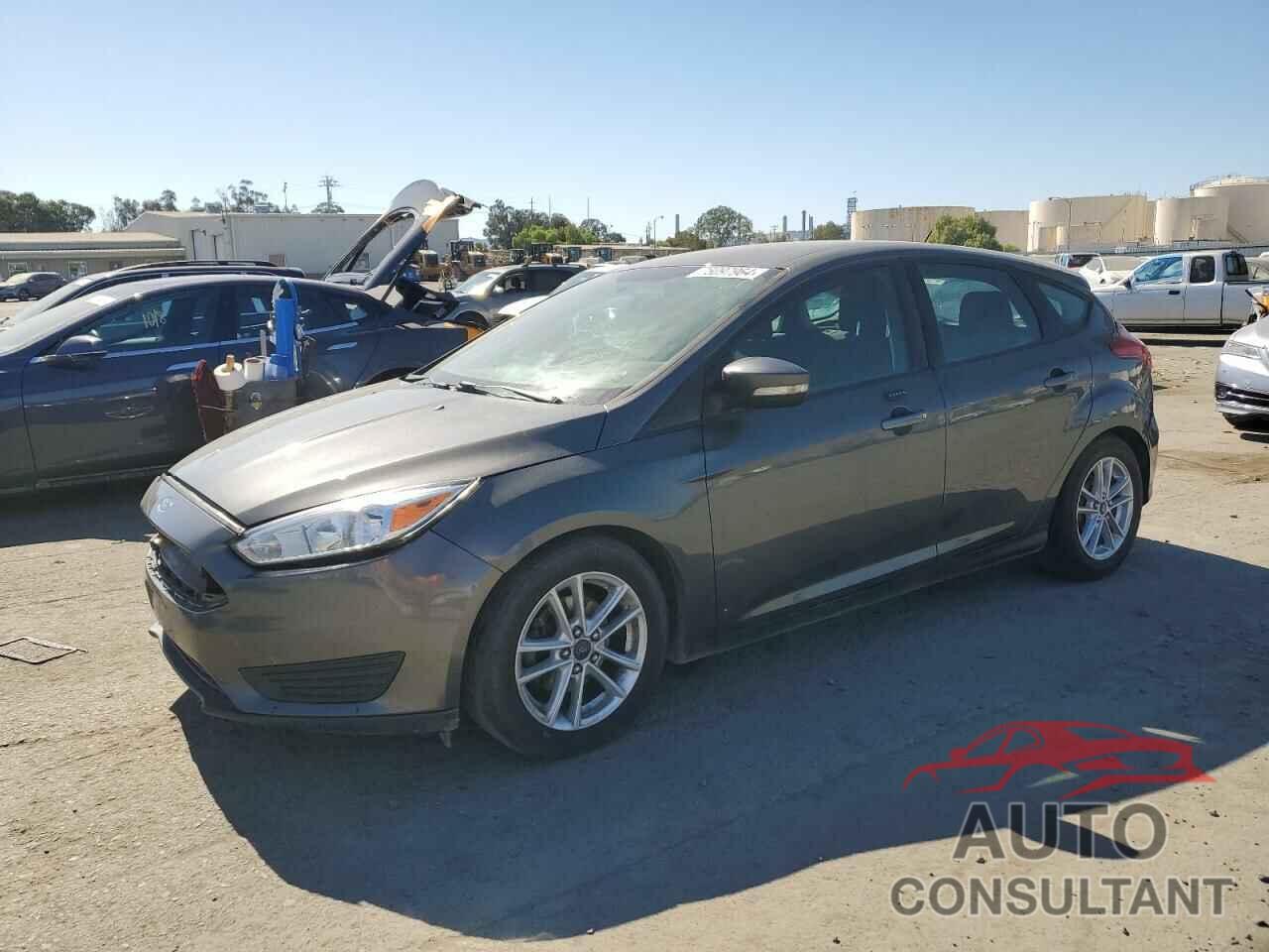 FORD FOCUS 2016 - 1FADP3K2XGL233752