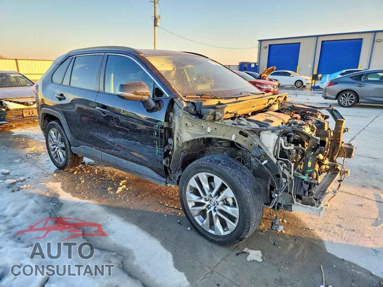 TOYOTA RAV4 2019 - 2T3C1RFV9KC022760