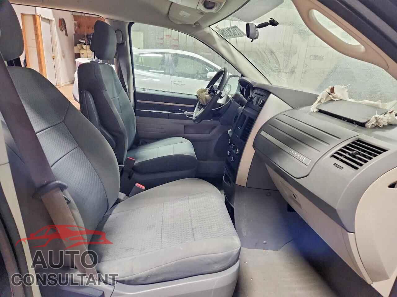DODGE CARAVAN 2010 - 2D4RN3D11AR437979