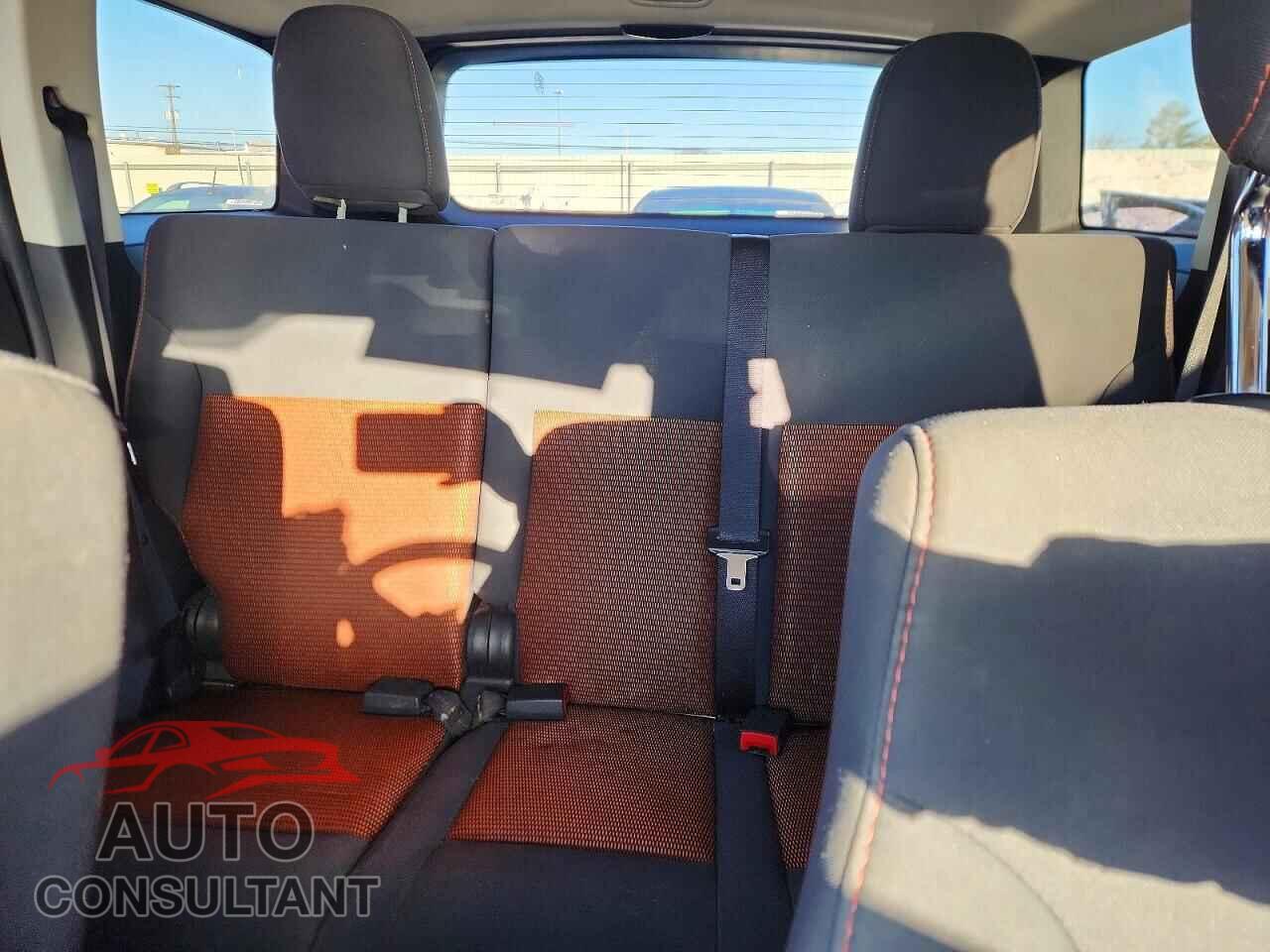 DODGE NITRO 2011 - 1D4PU6GX2BW563904