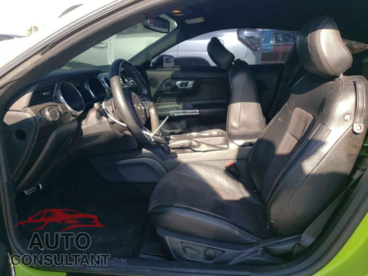 FORD MUSTANG 2020 - 1FA6P8CF2L5153724
