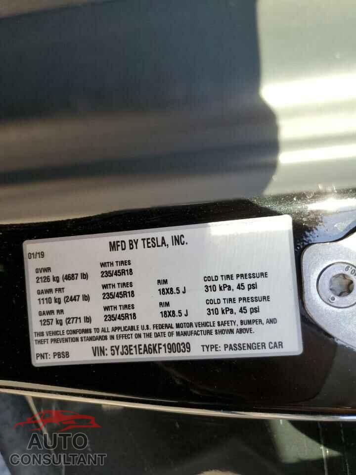 TESLA MODEL 3 2019 - 5YJ3E1EA6KF190039