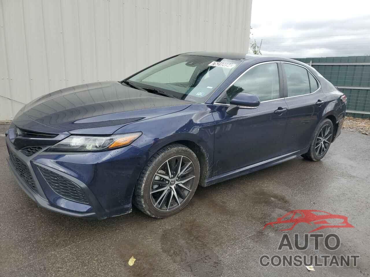 TOYOTA CAMRY 2022 - 4T1G11AK6NU706970