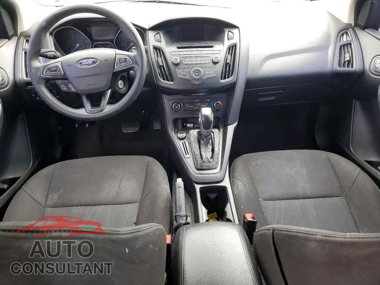 FORD FOCUS 2015 - 1FADP3F24FL263032