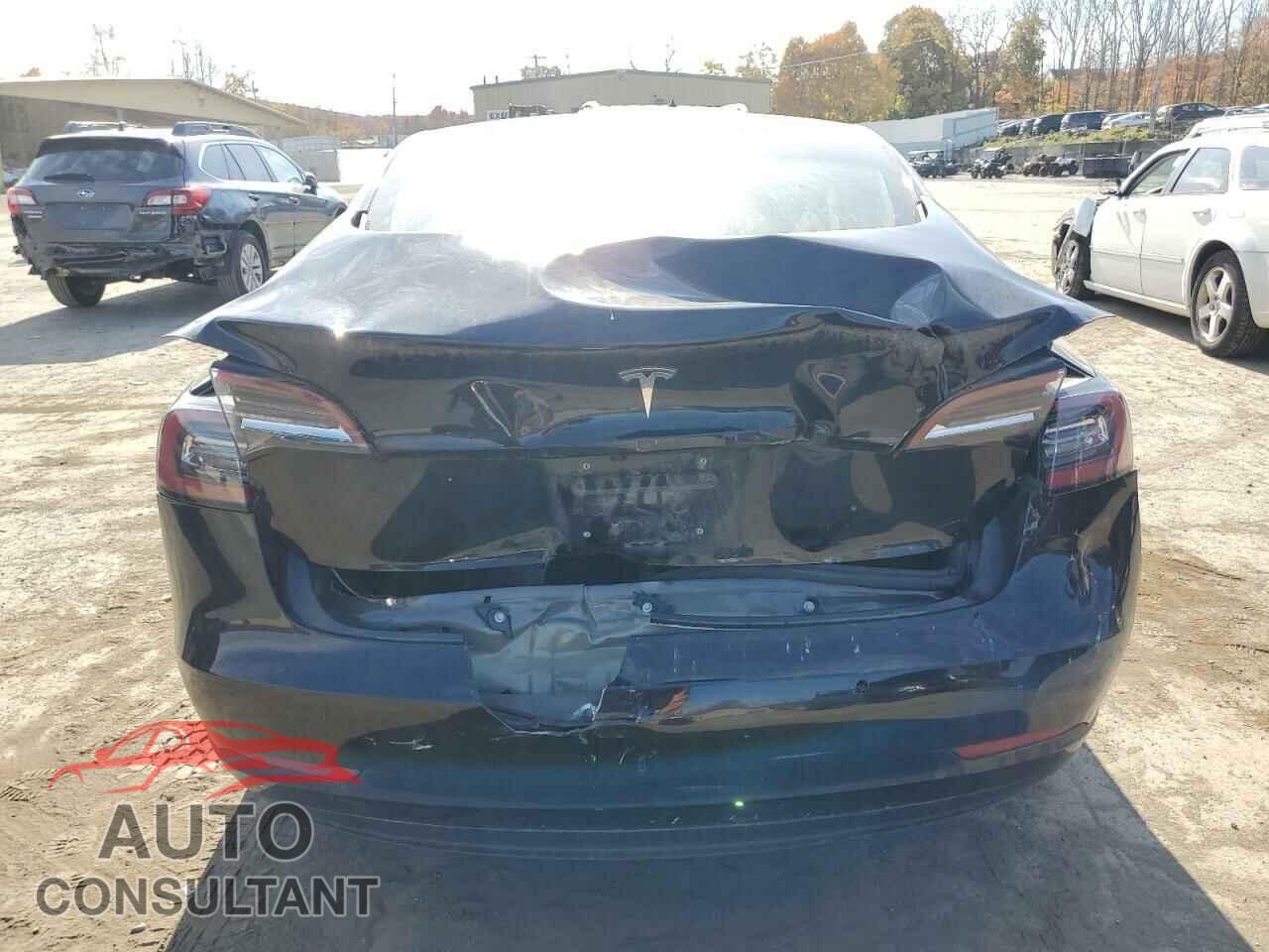 TESLA MODEL 3 2018 - 5YJ3E1EA1JF109026