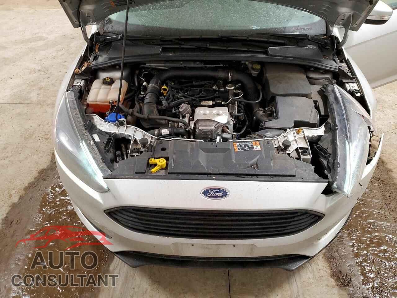 FORD FOCUS 2016 - 1FADP3FE7GL395469