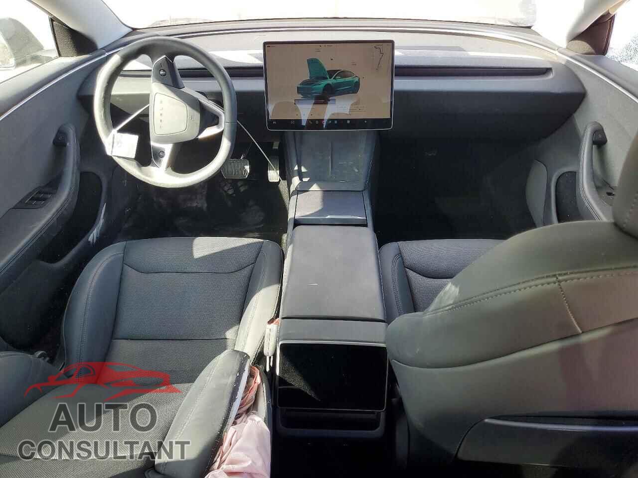 TESLA MODEL 3 2024 - 5YJ3E1EA2RF724440