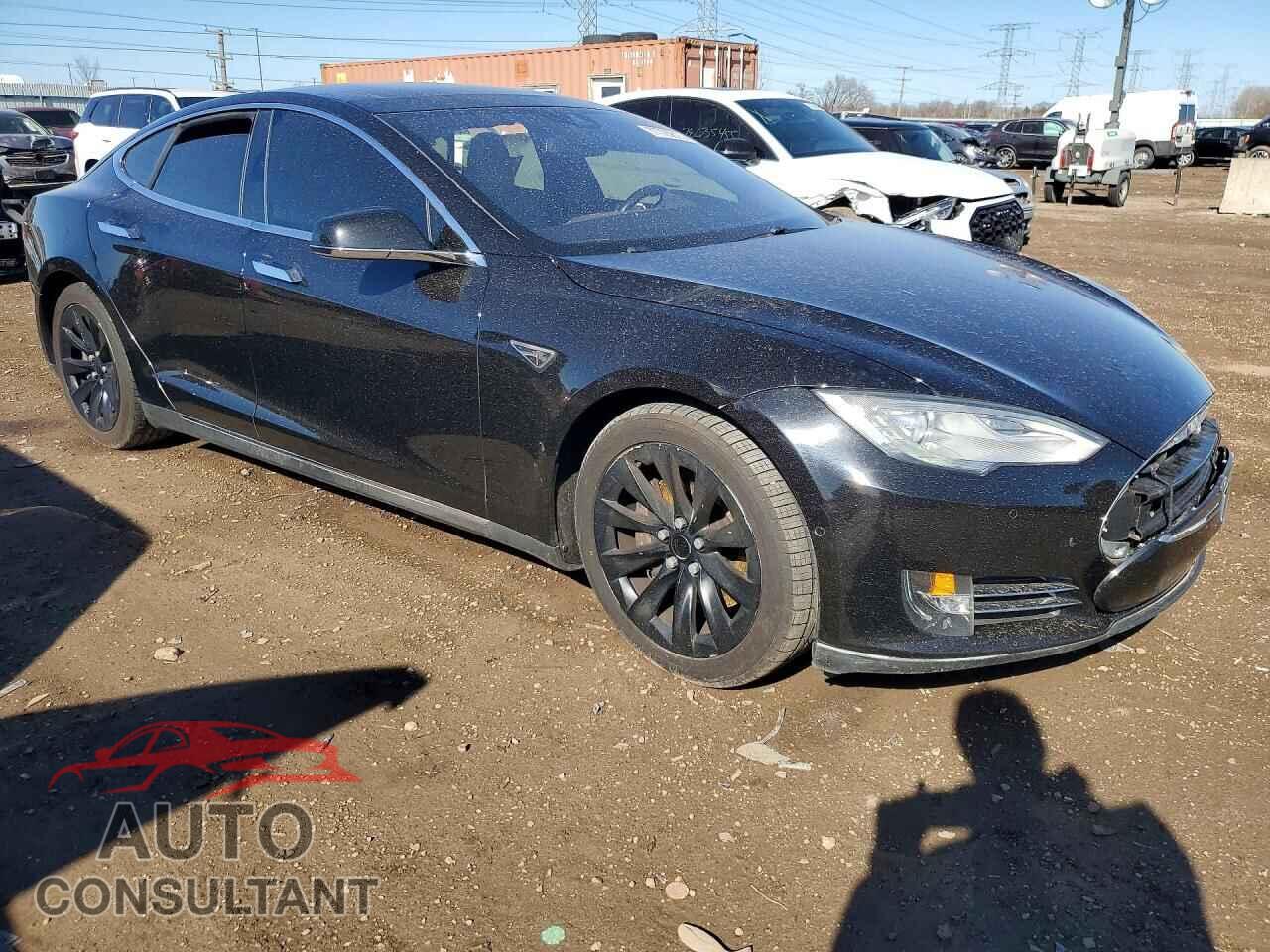 TESLA MODEL S 2015 - 5YJSA1E2XFF102597