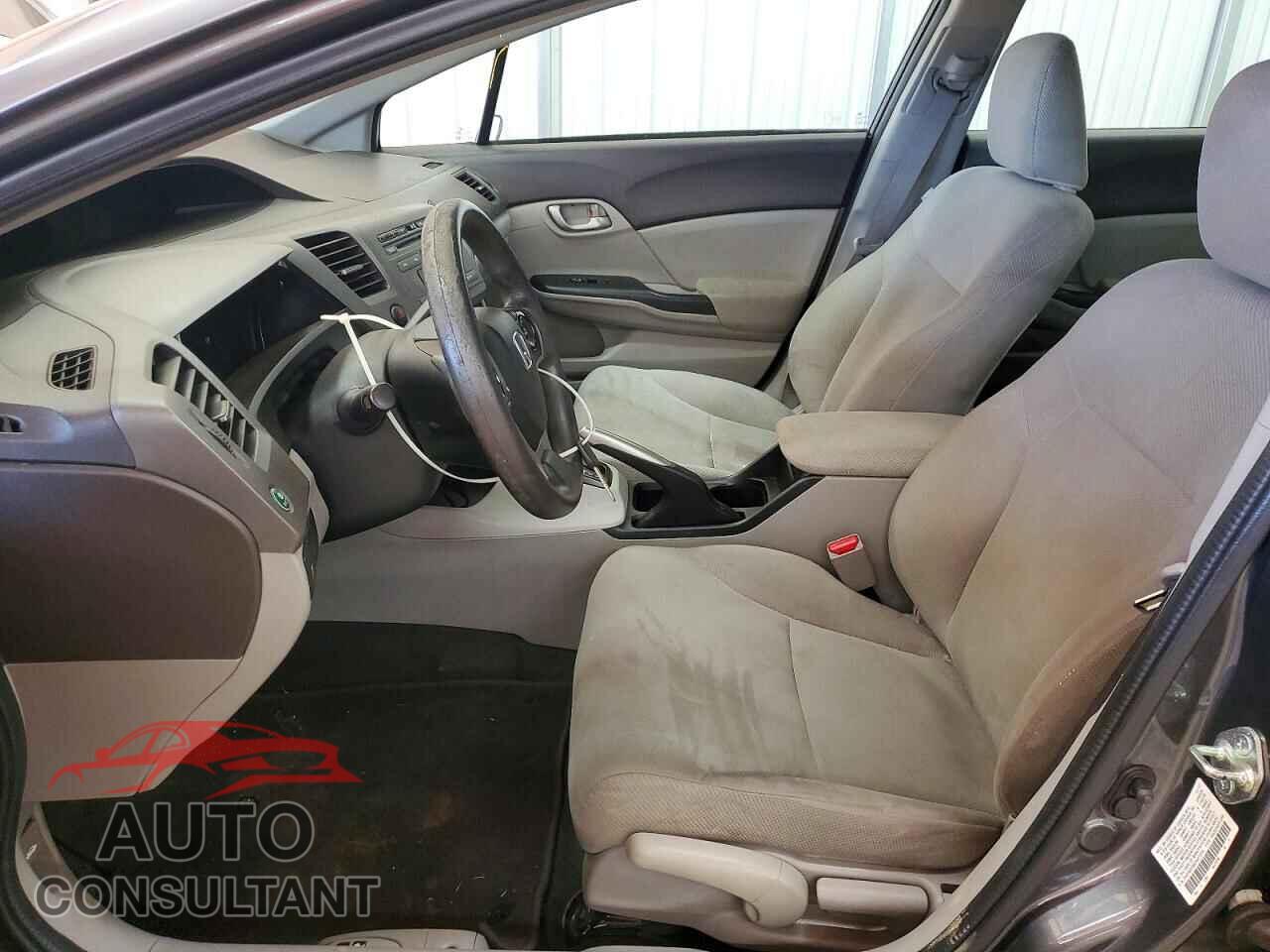 HONDA CIVIC 2012 - 2HGFB2F56CH611316