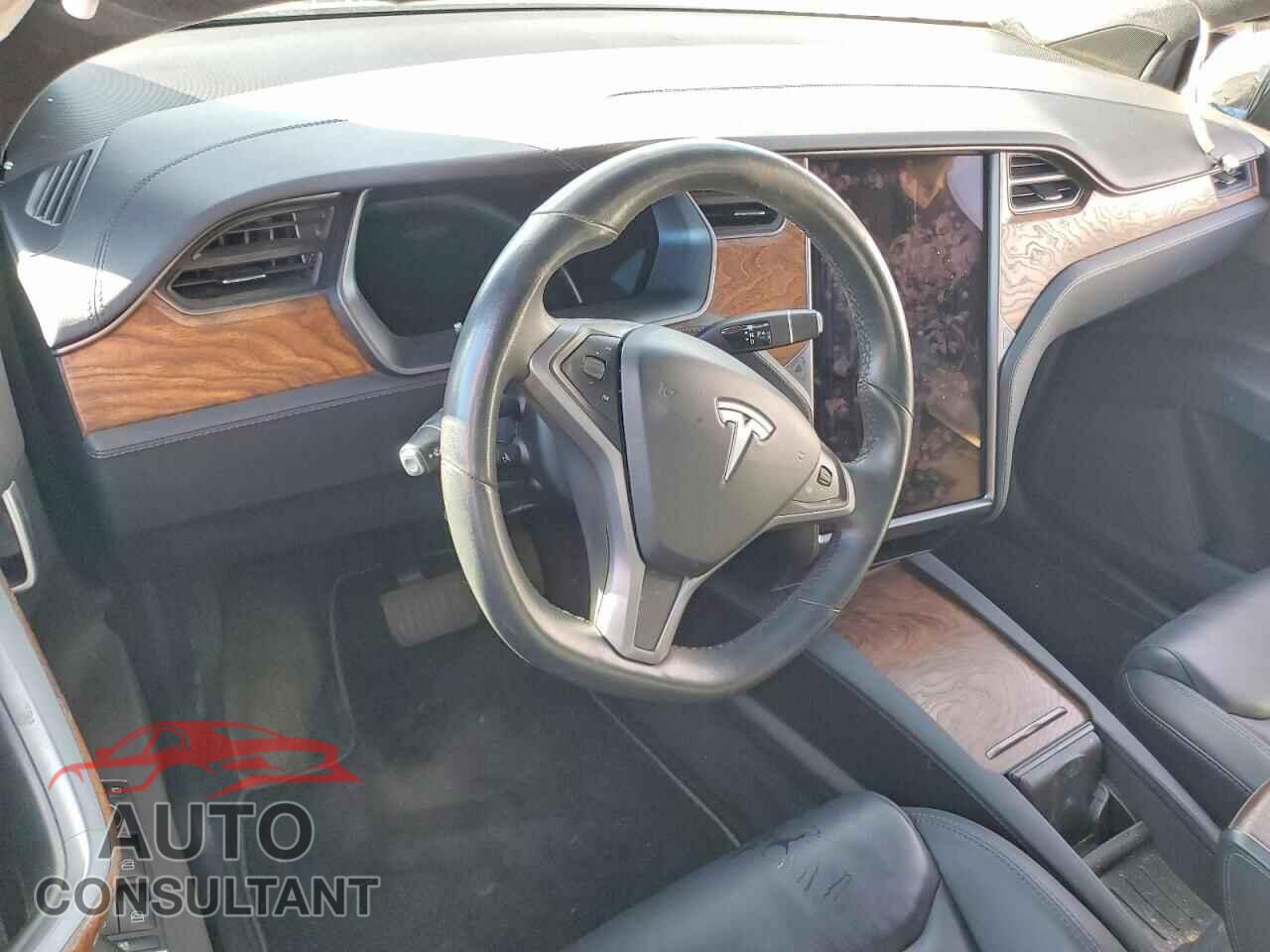 TESLA MODEL X 2020 - 5YJXCDE26LF263834