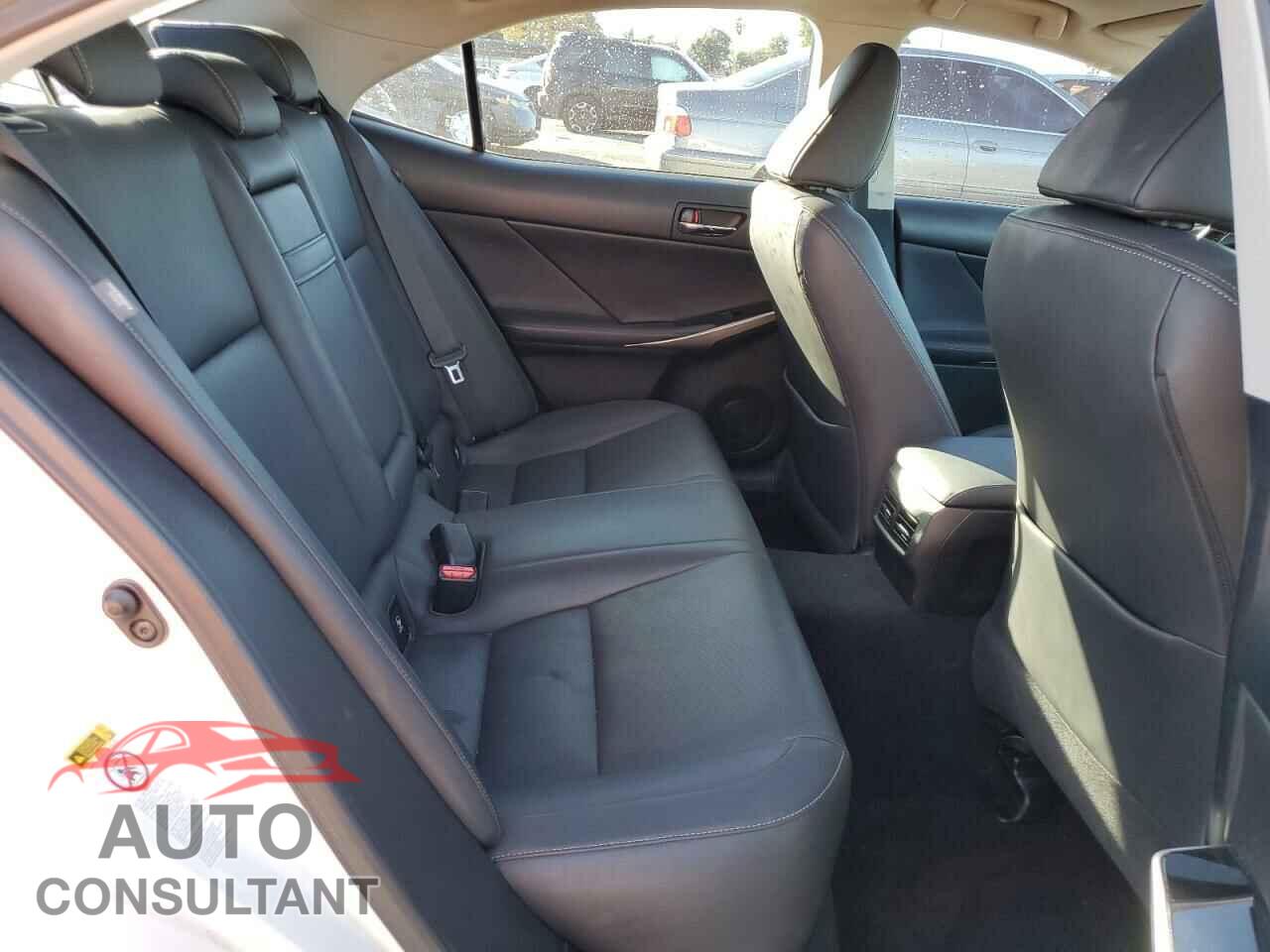 LEXUS IS 2016 - JTHBA1D26G5023513