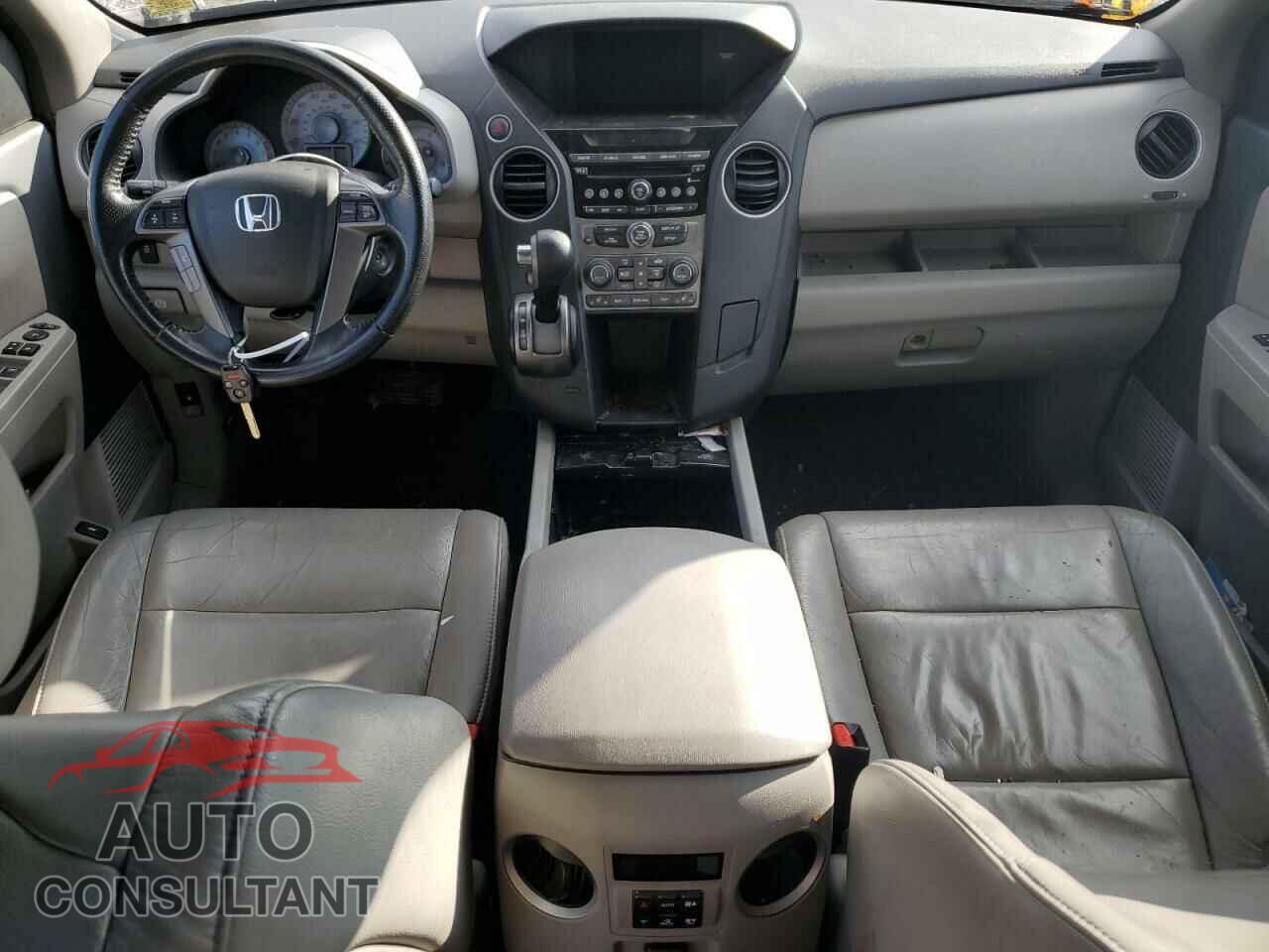 HONDA PILOT 2015 - 5FNYF3H52FB032879