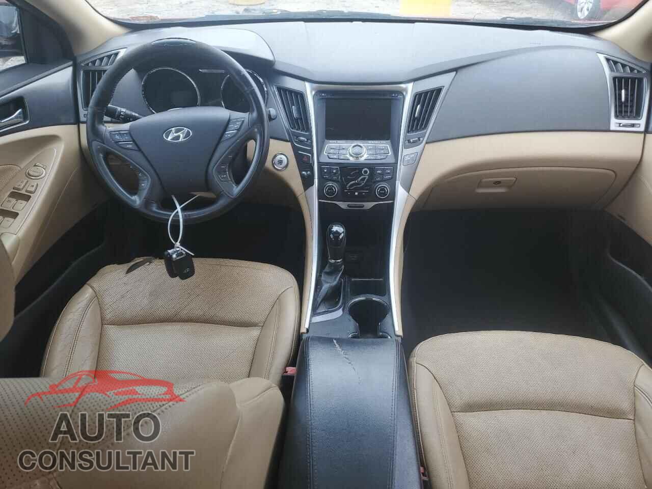 HYUNDAI SONATA 2015 - KMHEC4A43FA135459