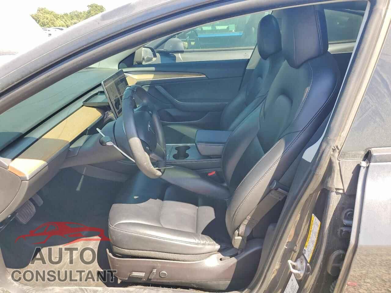 TESLA MODEL 3 2021 - 5YJ3E1EB3MF003643