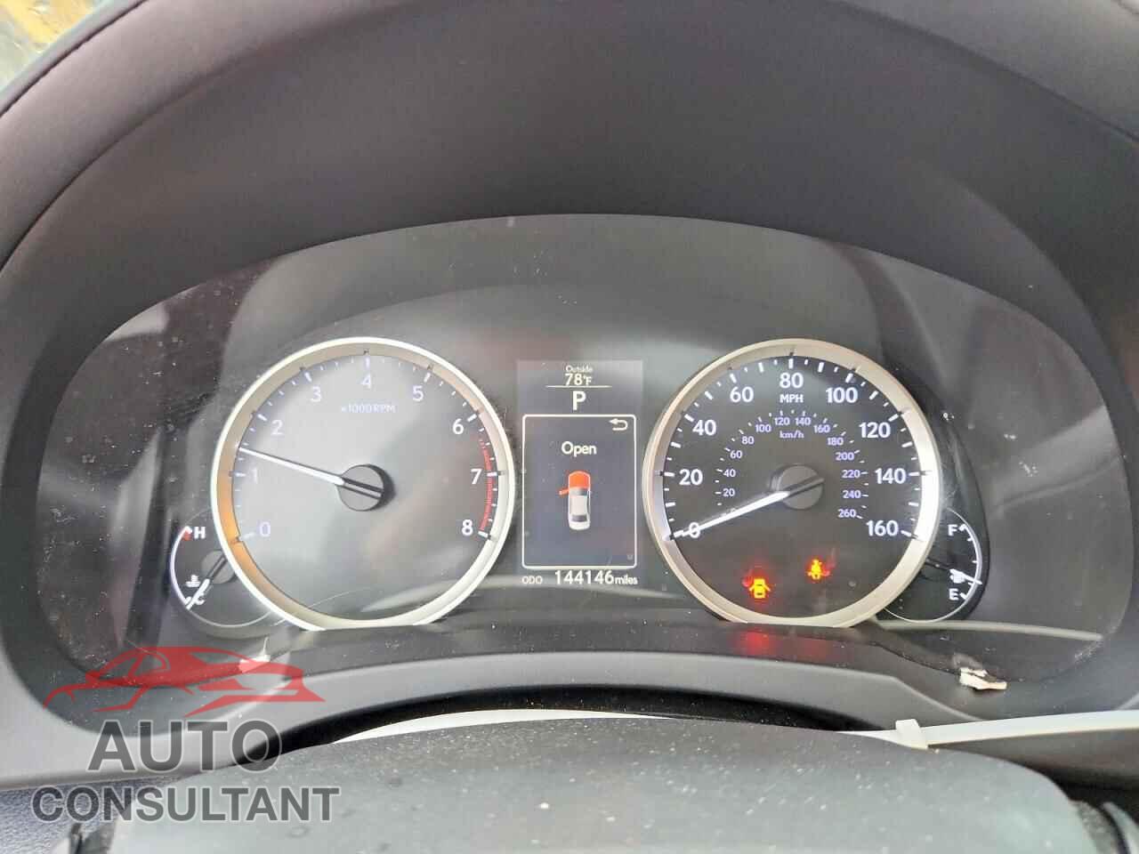 LEXUS IS 2015 - JTHBF1D27F5045536